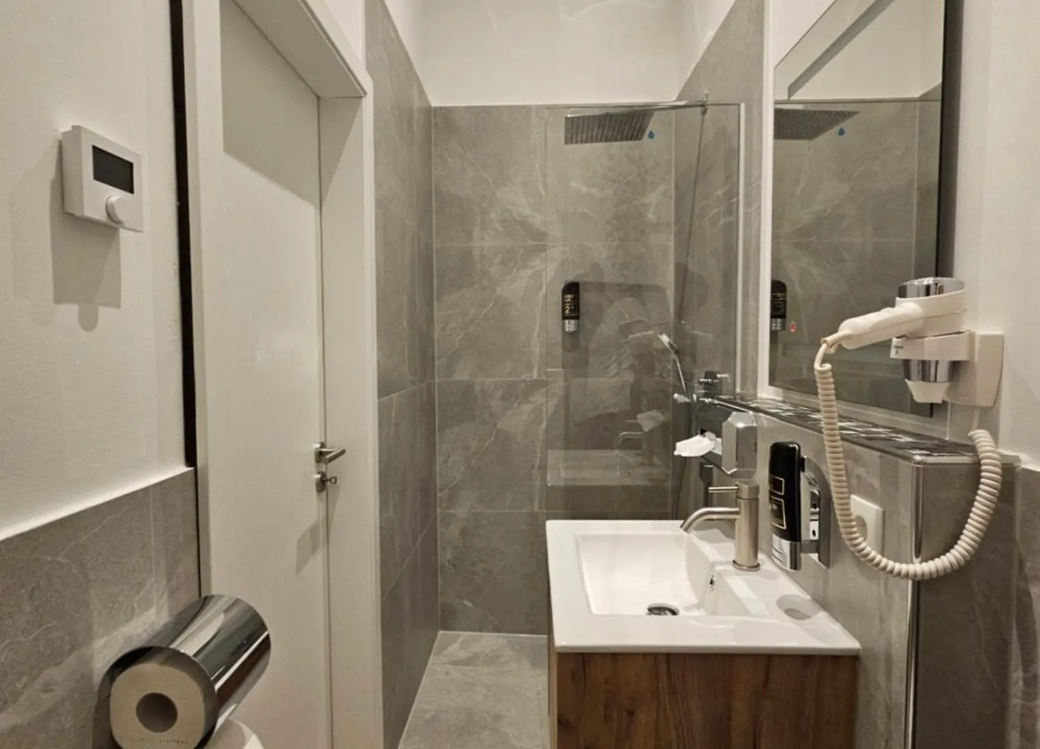 Aparthotel Rahl 24H Self Check-In Гамбург Германия