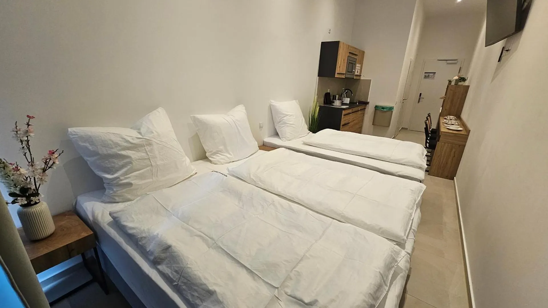 Aparthotel Rahl 24H Self Check-In Гамбург Германия